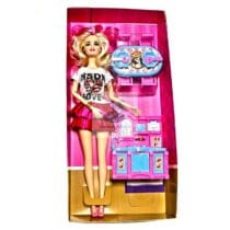 Papusa 28 cm cu articulatii si accesorii bucatarie